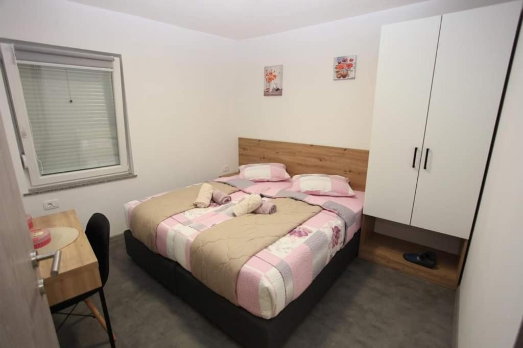 Apartmani Venecia Prozor Luaran gambar