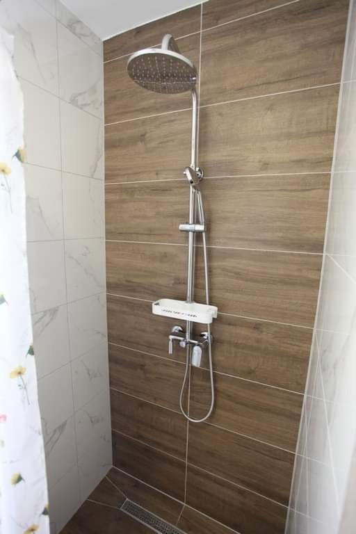 Apartmani Venecia Prozor Luaran gambar