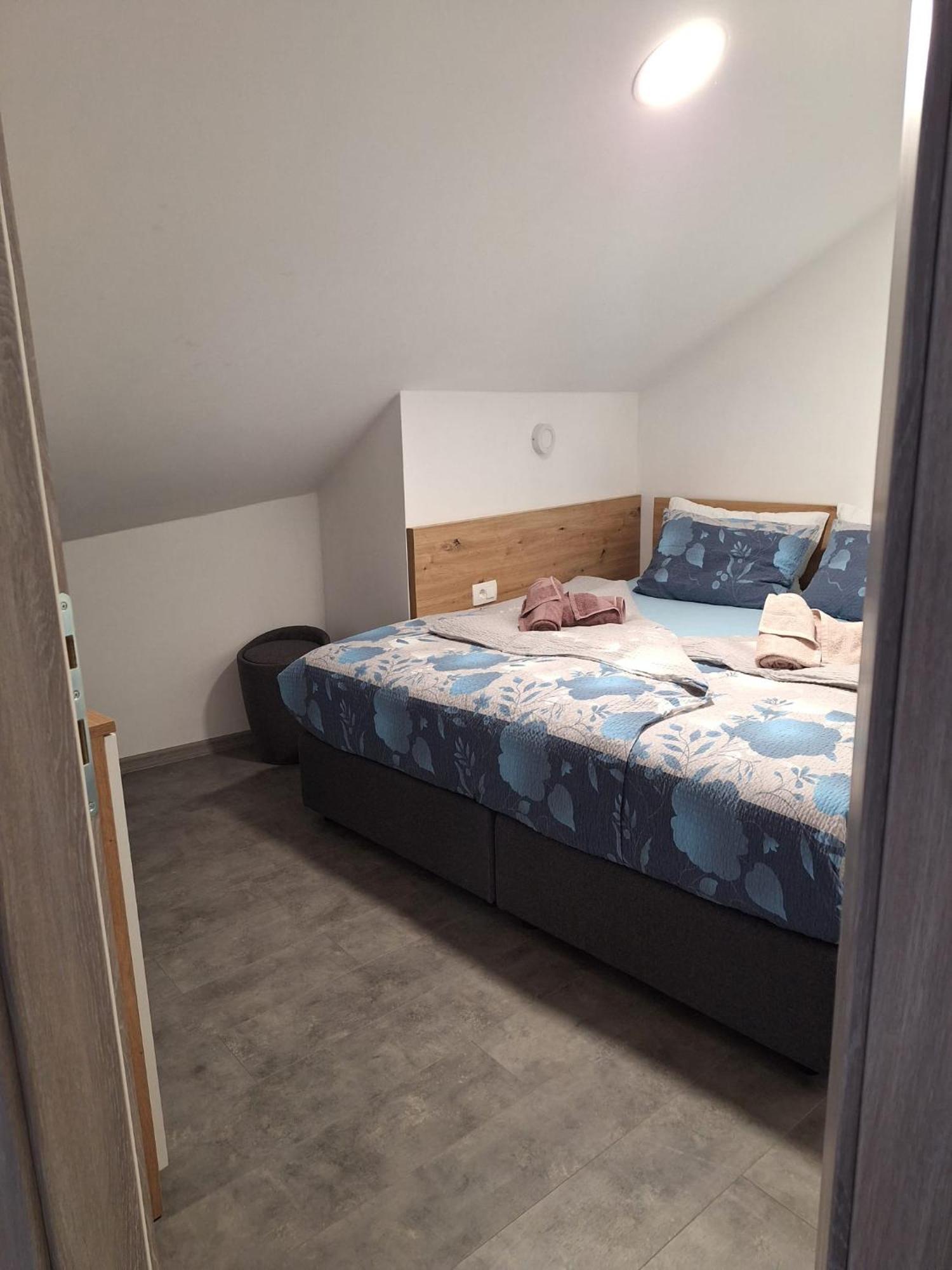 Apartmani Venecia Prozor Luaran gambar